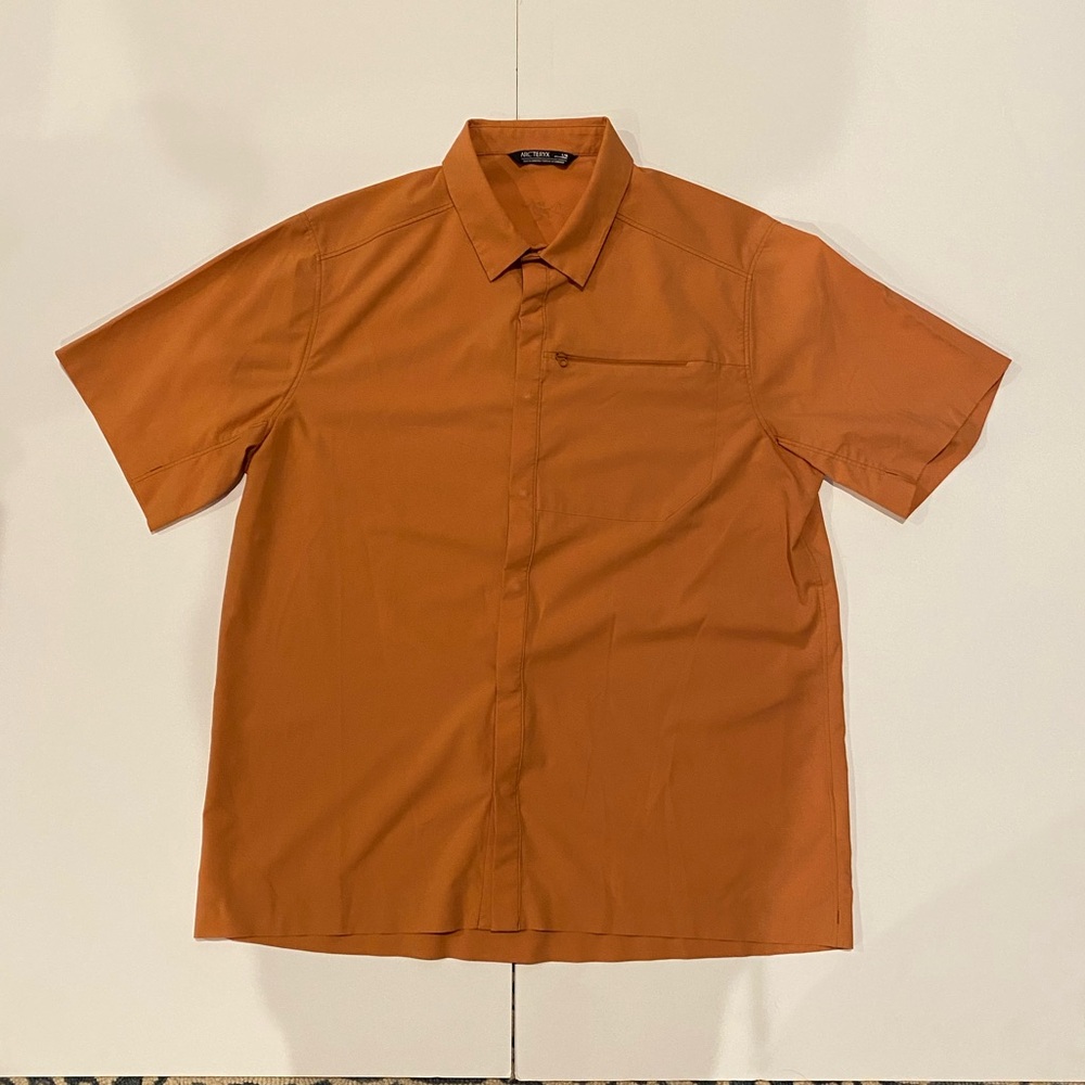 Arc’teryx men’s size large L short sleeve ss skyline shirt lightweight snaps